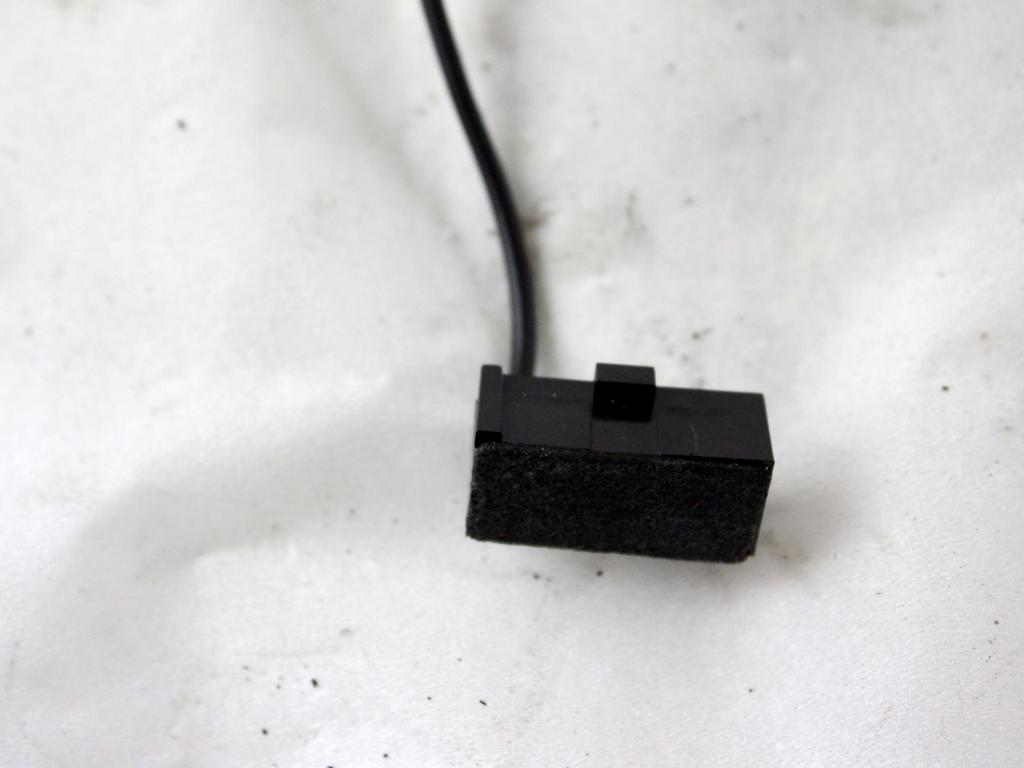 3B0035711B MICROFONO TELEFONO VIVAVOCE BLUETOOTH SKODA RAPID 1.6 D 66KW 5M 5P (2015) RICAMBIO USATO 