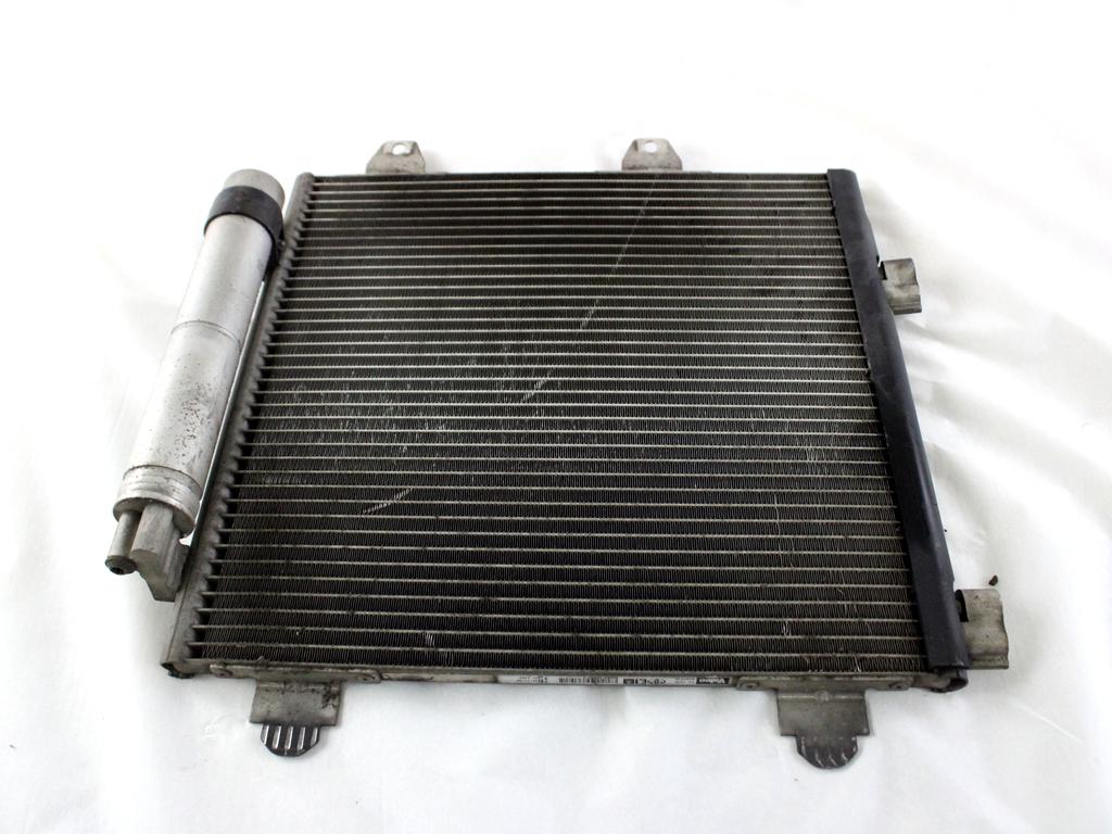 88450-0H020 CONDENSATORE RADIATORE CLIMATIZZATORE CLIMA A/C TOYOTA AYGO 1.0 B 50KW 5M 5P (2010) RICAMBIO USATO 