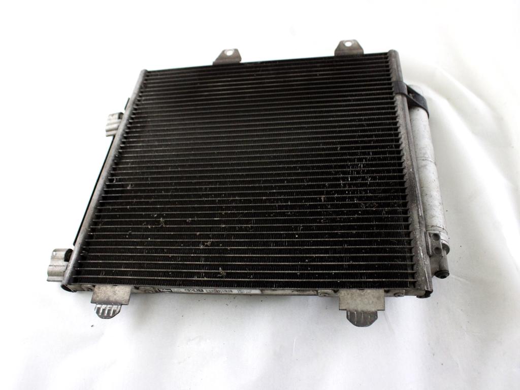 88450-0H020 CONDENSATORE RADIATORE CLIMATIZZATORE CLIMA A/C TOYOTA AYGO 1.0 B 50KW 5M 5P (2010) RICAMBIO USATO 