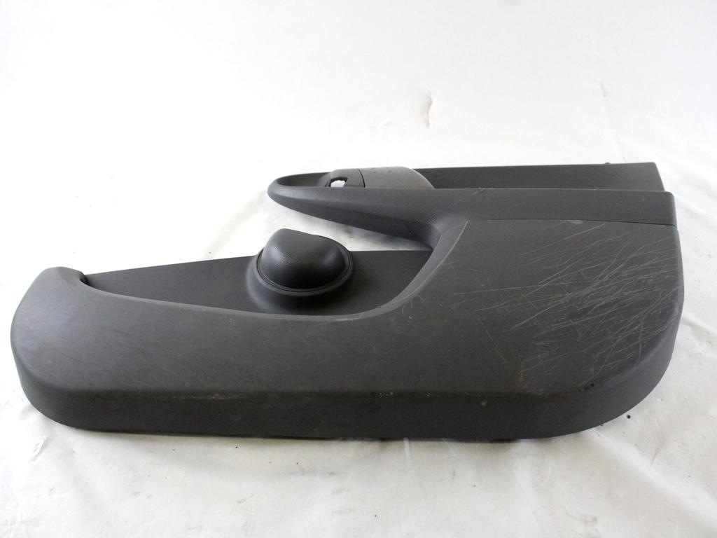 67611-0H010 PANNELLO INTERNO PORTA ANTERIORE DESTRA TOYOTA AYGO 1.0 B 50KW 5M 5P (2010) RICAMBIO USATO 
