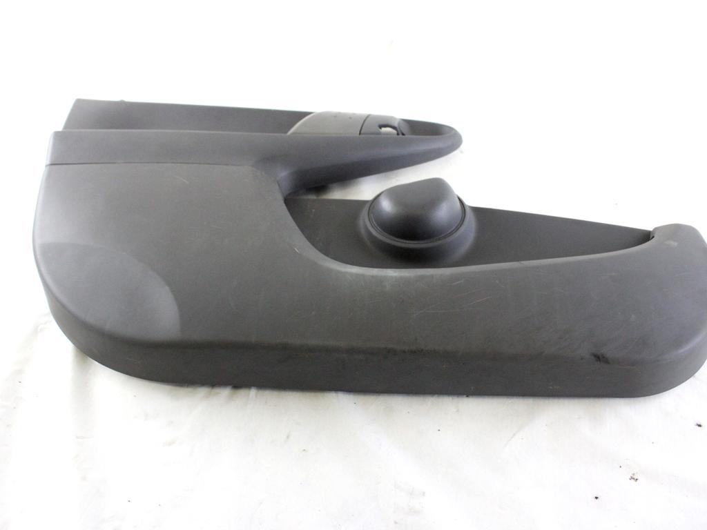 67612-0H010 PANNELLO INTERNO PORTA ANTERIORE SINISTRA TOYOTA AYGO 1.0 B 50KW 5M 5P (2010) RICAMBIO USATO 