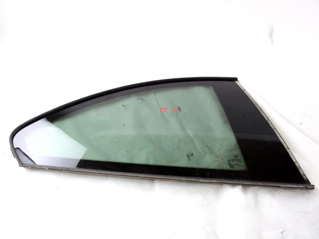 51372996218 VETRO FISSO PARAFANGO POSTERIORE DESTRO BMW SERIE 1 123D E82 2.0 D 150KW 6M 2P (2009) RICAMBIO USATO 