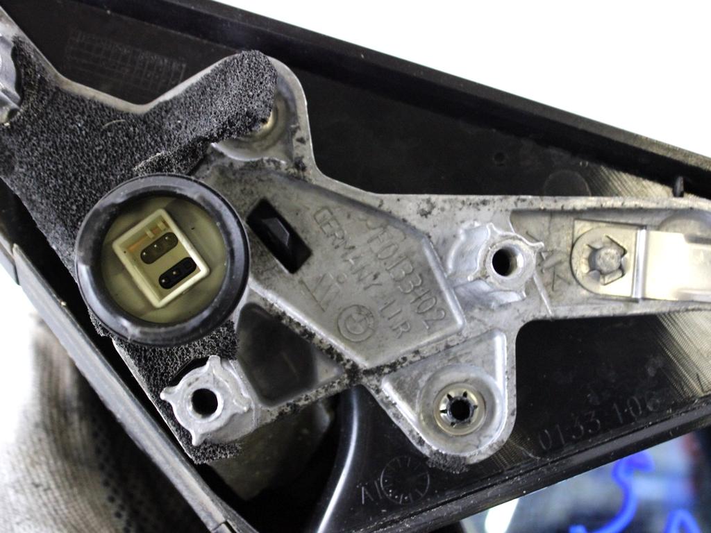 51167185354 SPECCHIETTO RETROVISORE ESTERNO DESTRO CONNETTORE 5 PIN BMW SERIE 1 123D E82 2.0 D 150KW 6M 2P (2009) RICAMBIO USATO 