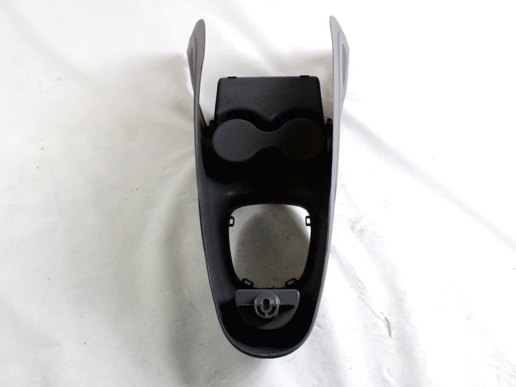 588110H010B0 TUNNEL CENTRALE PARTE ANTERIORE TOYOTA AYGO 1.0 B 50KW 5M 5P (2010) RICAMBIO USATO 