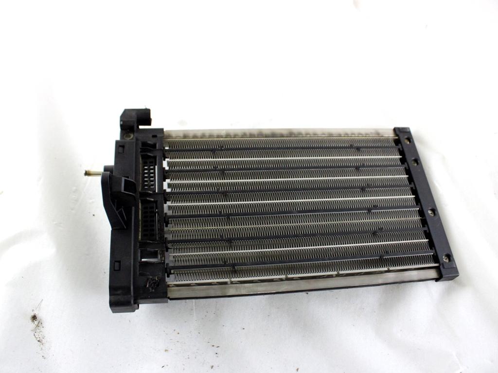 64119153884 RADIATORE RISCALDAMENTO ELETTRICO BMW SERIE 1 123D E82 2.0 D 150KW 6M 2P (2009) RICAMBIO USATO 