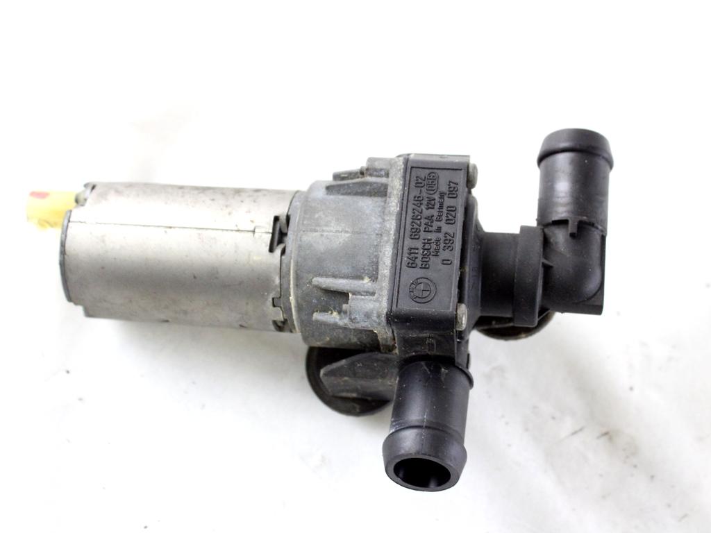 64116928246 POMPA ACQUA SECONDARIA BMW SERIE 1 123D E82 2.0 D 150KW 6M 2P (2009) RICAMBIO USATO