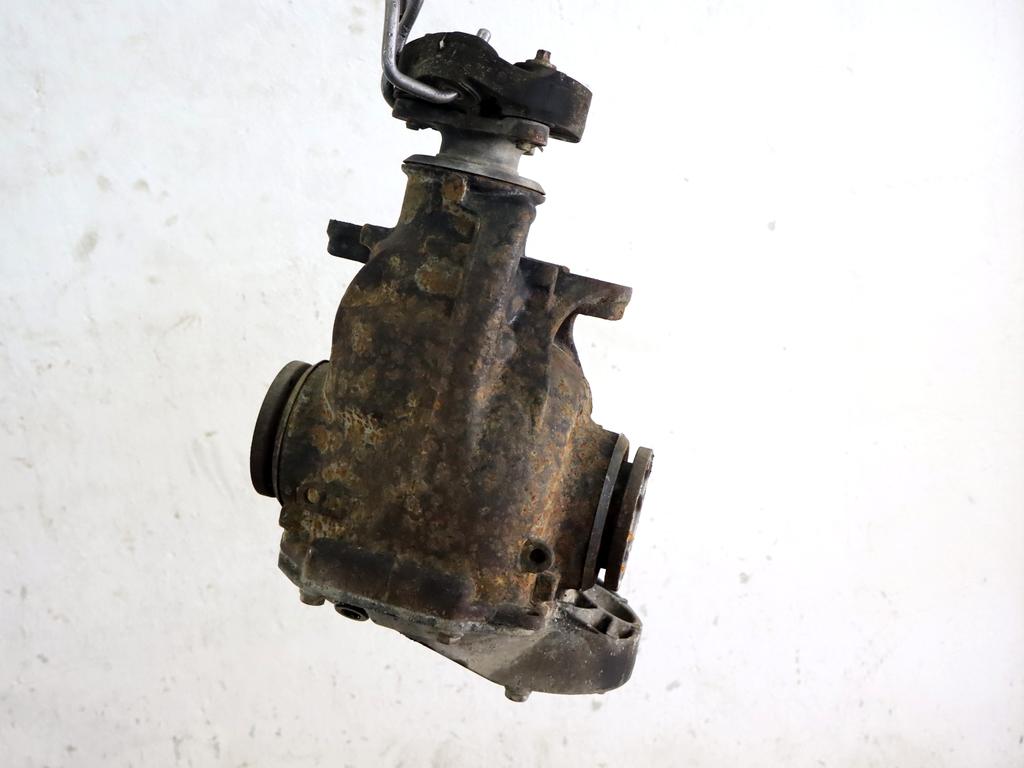 33107572521 DIFFERENZIALE POSTERIORE BMW SERIE 1 123D E82 2.0 D 150KW 6M 2P (2009) RICAMBIO USATO