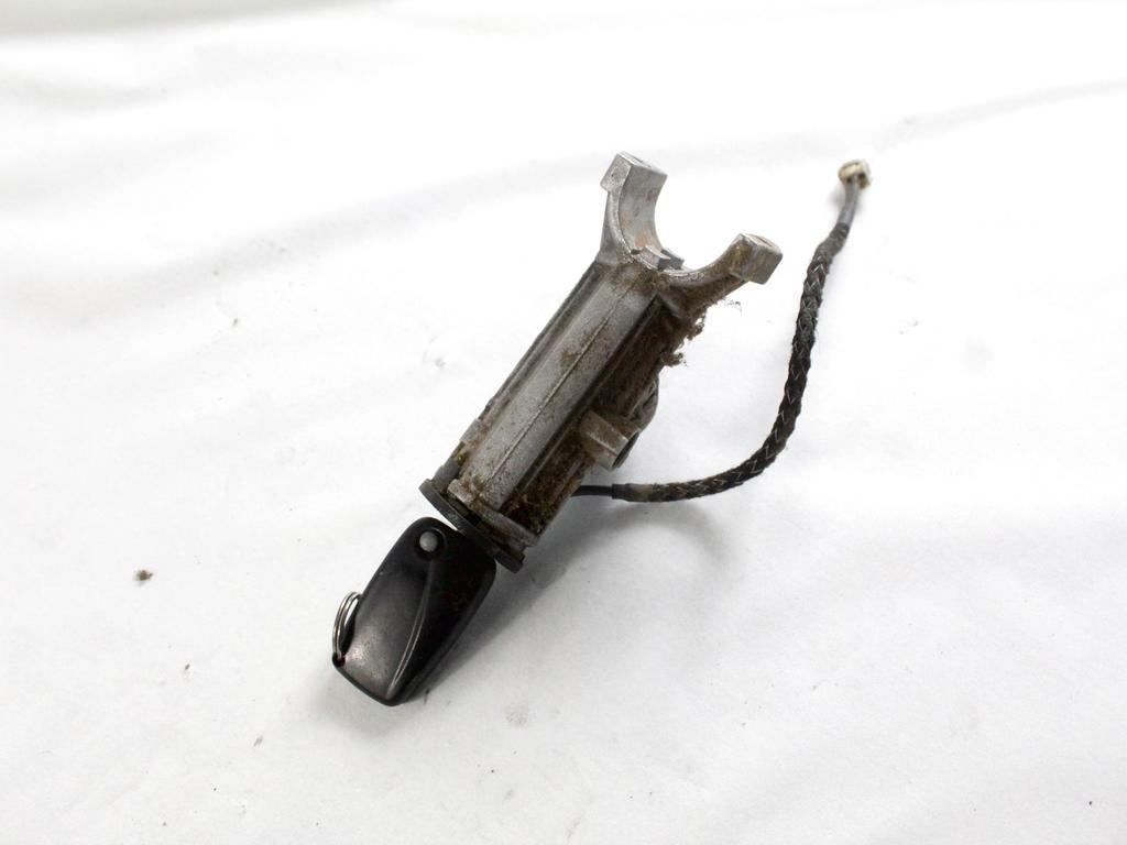 1329214080 KIT ACCENSIONE AVVIAMENTO PEUGEOT BOXER 2.2 D 74KW 5M 2P (2002) RICAMBIO USATO CON CENTRALINA MOTORE, BLOCCHETTI ACCENSIONE APERTURA CON CHIAVE 1332043080