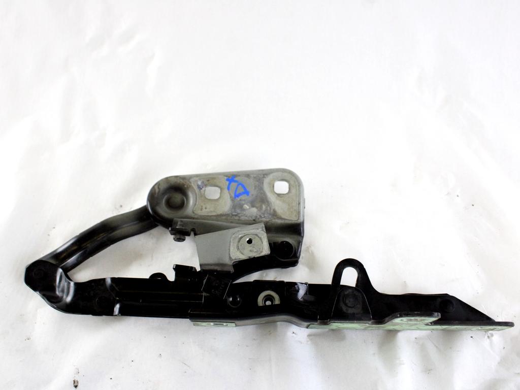 K8D2-16800-AD CERNIERA COFANO ANTERIORE LATO DESTRO LAND ROVER RANGE ROVER EVOQUE L551 MHEV 2.0 I 4X4 110KW AUT 5P (2019) RICAMBIO USATO 