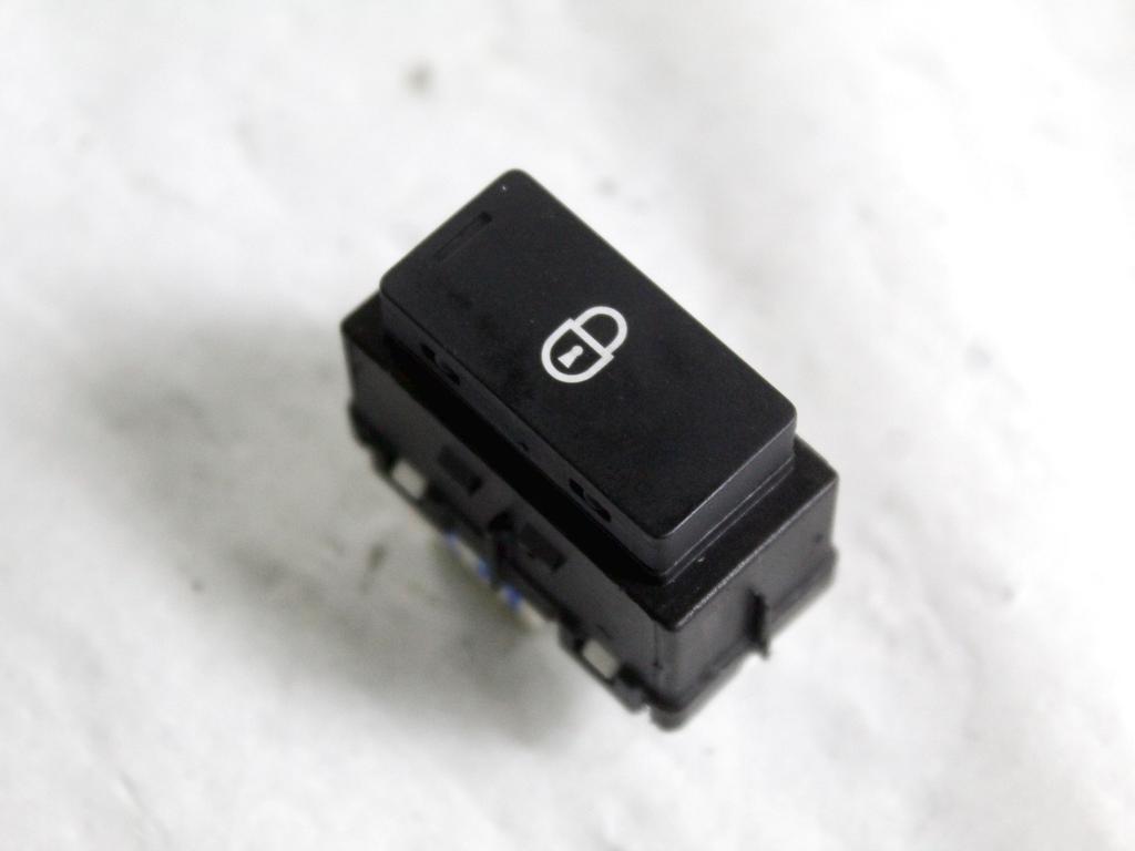 HY32-14017-BA COMANDO INTERRUTTORE CHIUSURA APERTURA INTERNA PORTE LAND ROVER RANGE ROVER EVOQUE L551 MHEV 2.0 I 4X4 110KW AUT 5P (2019) RICAMBIO USATO