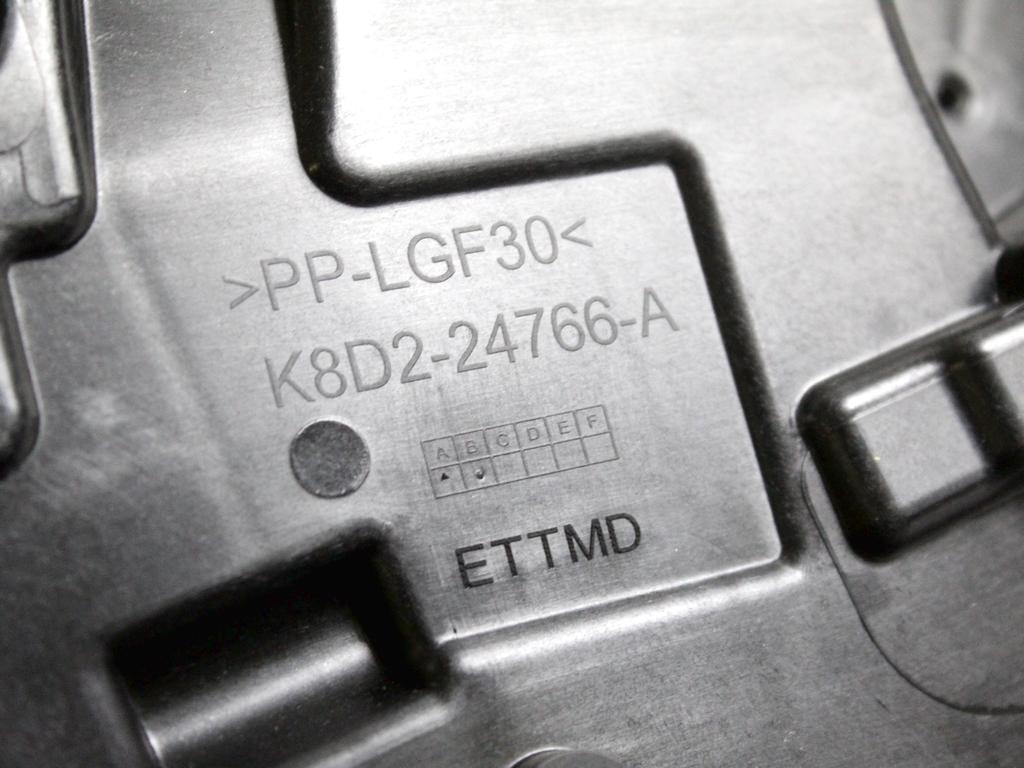 K8D2-24766-A PANNELLO SUPPORTO MECCANISMO ALZA-CRISTALLO PORTA POSTERIORE DESTRA LAND ROVER RANGE ROVER EVOQUE L551 MHEV 2.0 I 4X4 110KW AUT 5P (2019) RICAMBIO USATO