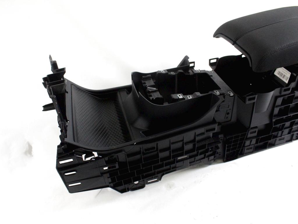 LR114997 TUNNEL CENTRALE CON BRACCIOLO LAND ROVER RANGE ROVER EVOQUE L551 MHEV 2.0 I 4X4 110KW AUT 5P (2019) RICAMBIO USATO