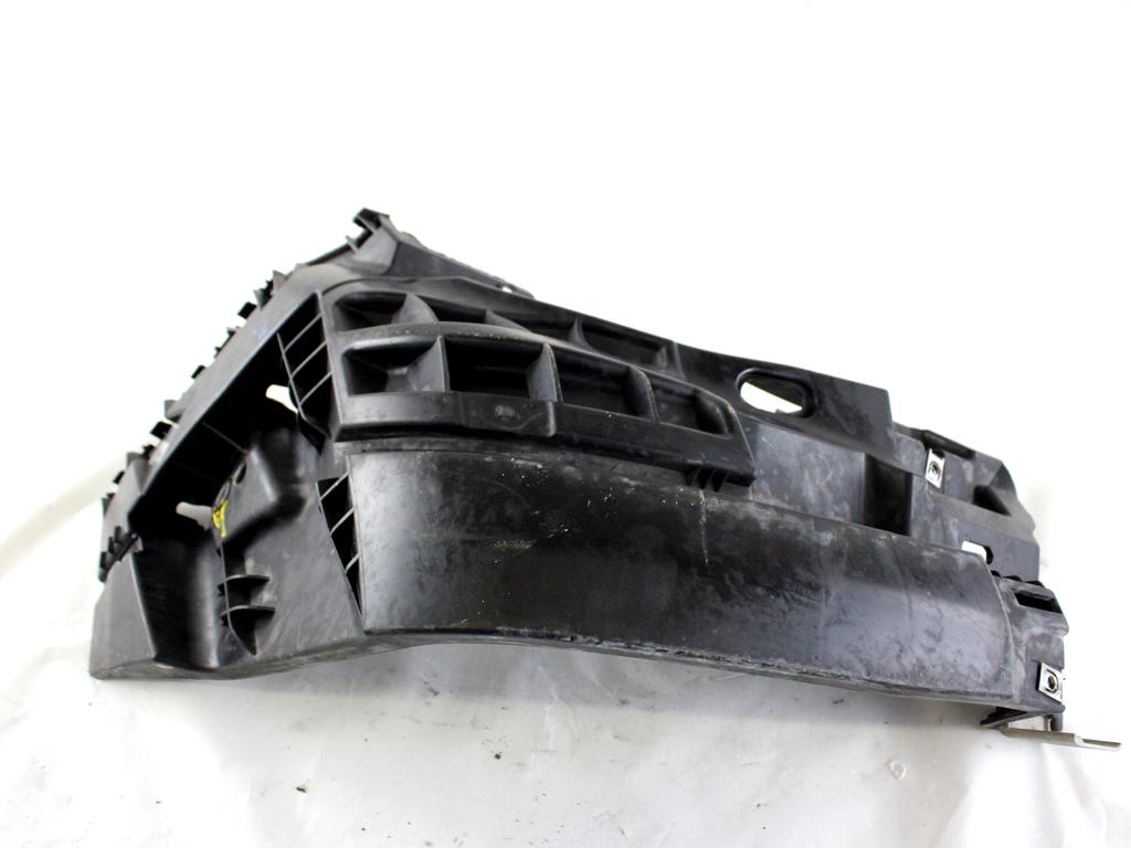 620340102R SUPPORTI PARAURTI ANTERIORE LATO DESTRO RENAULT TRAFIC 2.0 D 84KW 6M 2P (2007) RICAMBIO USATO