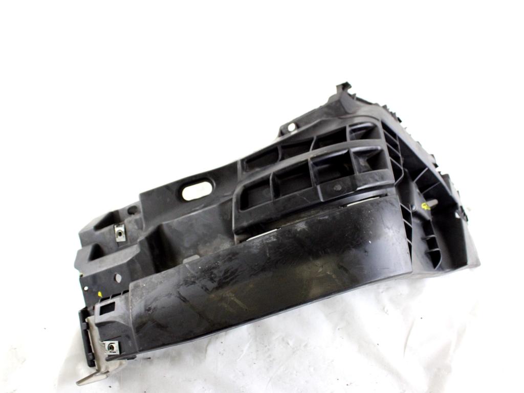 620350102R SUPPORTI PARAURTI ANTERIORE LATO SINISTRO RENAULT TRAFIC 2.0 D 84KW 6M 2P (2007) RICAMBIO USATO