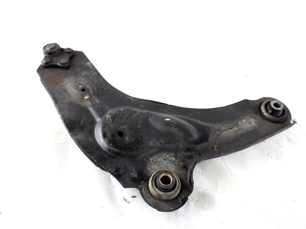 545058162R BRACCIO OSCILLANTE ANTERIORE SINISTRO RENAULT TRAFIC 2.0 D 84KW 6M 2P (2007) RICAMBIO USATO