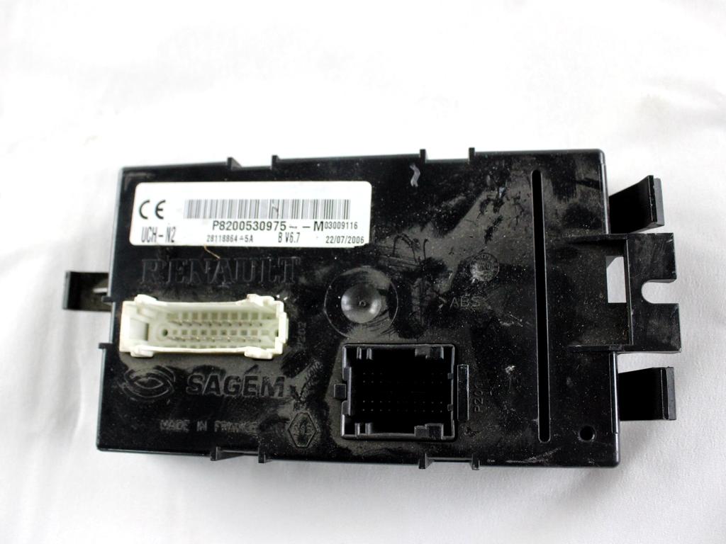 8200666516 KIT ACCENSIONE AVVIAMENTO RENAULT TRAFIC 2.0 D 84KW 6M 2P (2007) RICAMBIO USATO CON CENTRALINA MOTORE, BLOCCHETTI ACCENSIONE APERTURA CON CHIAVE 8200530975