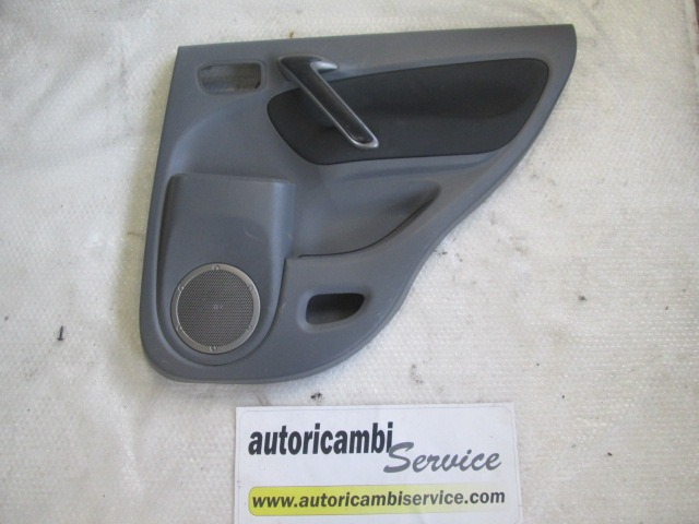 VRATNI PANEL OEM N. PNPDTTYRA4A2MK2SV5P ORIGINAL REZERVNI DEL TOYOTA RAV 4 A2 MK2 (2000 - 2006) DIESEL LETNIK 2003