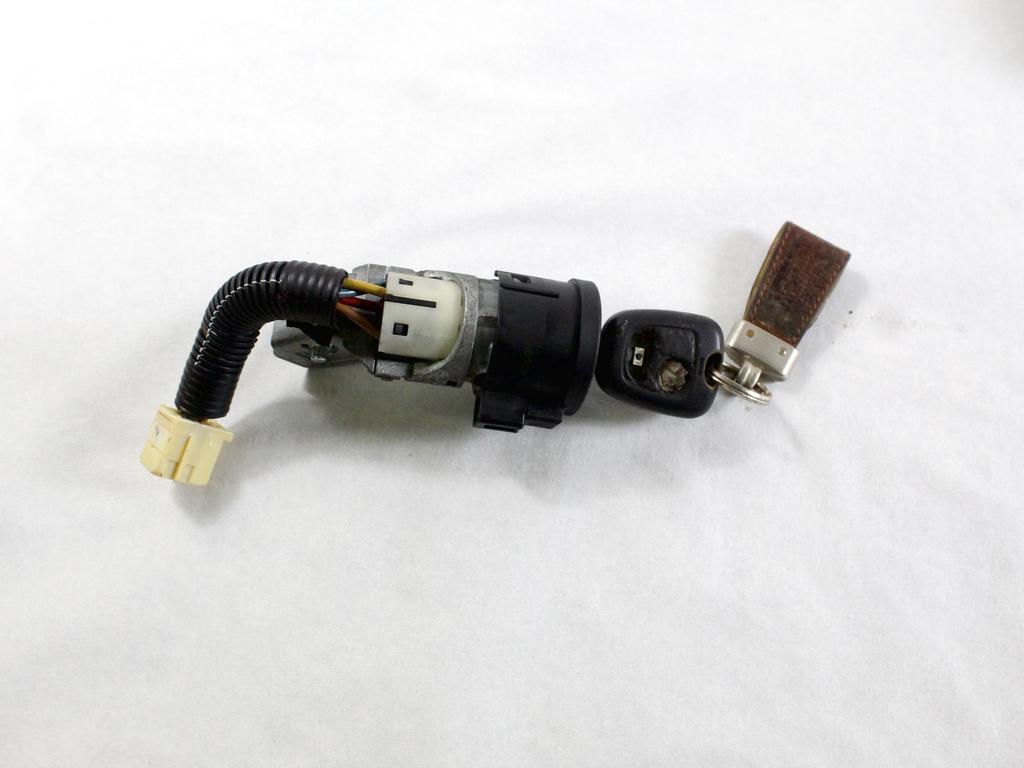 89661-0H022 KIT ACCENSIONE AVVIAMENTO CITROEN C1 1.0 B 50KW 5M 5P (2007) RICAMBIO USATO CON CENTRALINA MOTORE, BLOCCHETTI ACCENSIONE APERTURA CON CHIAVE 89740-0H010 83800-0H011