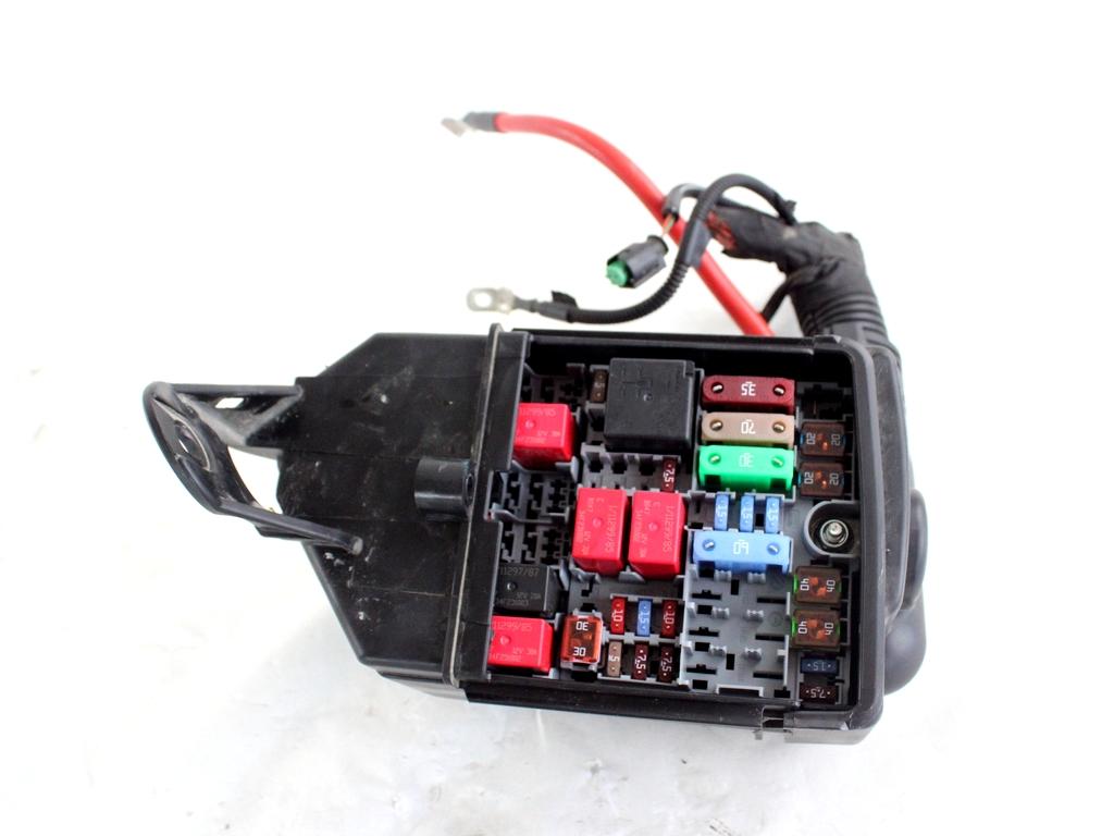 51884537 CENTRALINA FUSIBILIERA SCATOLA FUSIBILI RELÈ FIAT PANDA 1.2 B 51KW 5M 5P (2020) RICAMBIO USATO 