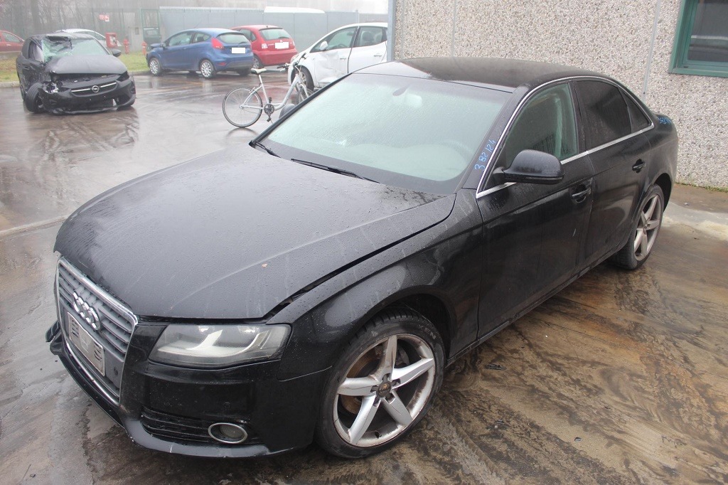 AUDI A4 8K2 2.0 D 105KW 6M 4P (2008) RICAMBIO USATO 