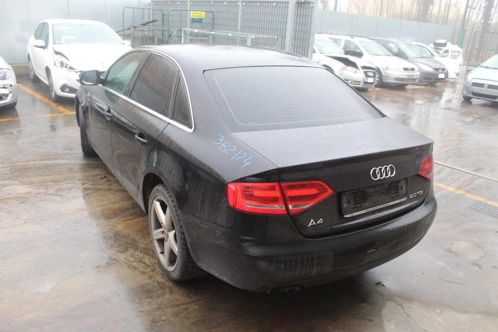 AUDI A4 8K2 2.0 D 105KW 6M 4P (2008) RICAMBIO USATO 