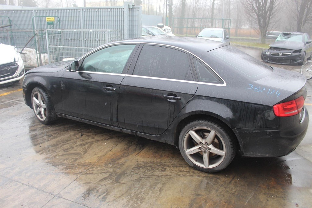 AUDI A4 8K2 2.0 D 105KW 6M 4P (2008) RICAMBIO USATO 