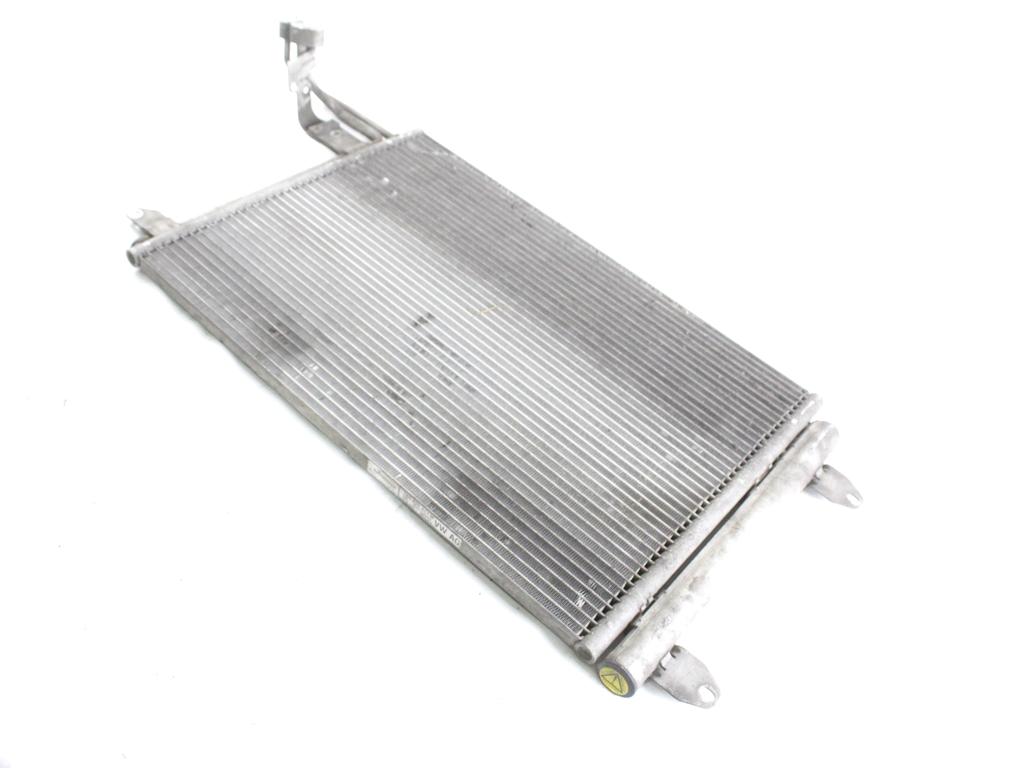 1K0820411N CONDENSATORE RADIATORE CLIMATIZZATORE CLIMA A/C VOLKSWAGEN GOLF 6 2.0 D 81KW 5M 5P (2009) RICAMBIO USATO