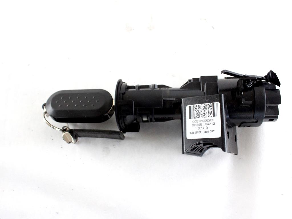 52128591 KIT ACCENSIONE AVVIAMENTO FIAT PANDA 1.2 B 51KW 5M 5P (2020) RICAMBIO USATO CON CENTRALINA MOTORE BLOCCHETTI ACCENSIONE APERTURA CON CHIAVE 51800628 52128589