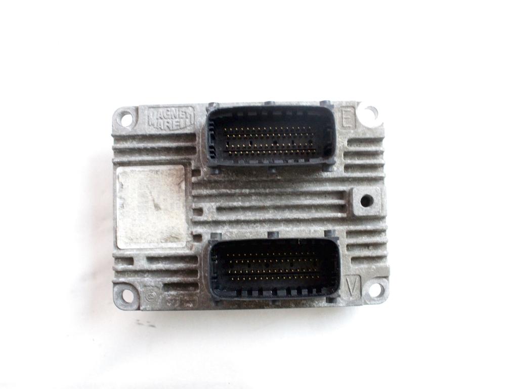 31933467 KIT ACCENSIONE AVVIAMENTO FIAT PANDA 1.2 G 51KW 5M 5P (2013) RICAMBIO USATO CON CENTRALINA MOTORE, BLOCCHETTI ACCENSIONE APERTURA CON CHIAVE 51800628 51933354