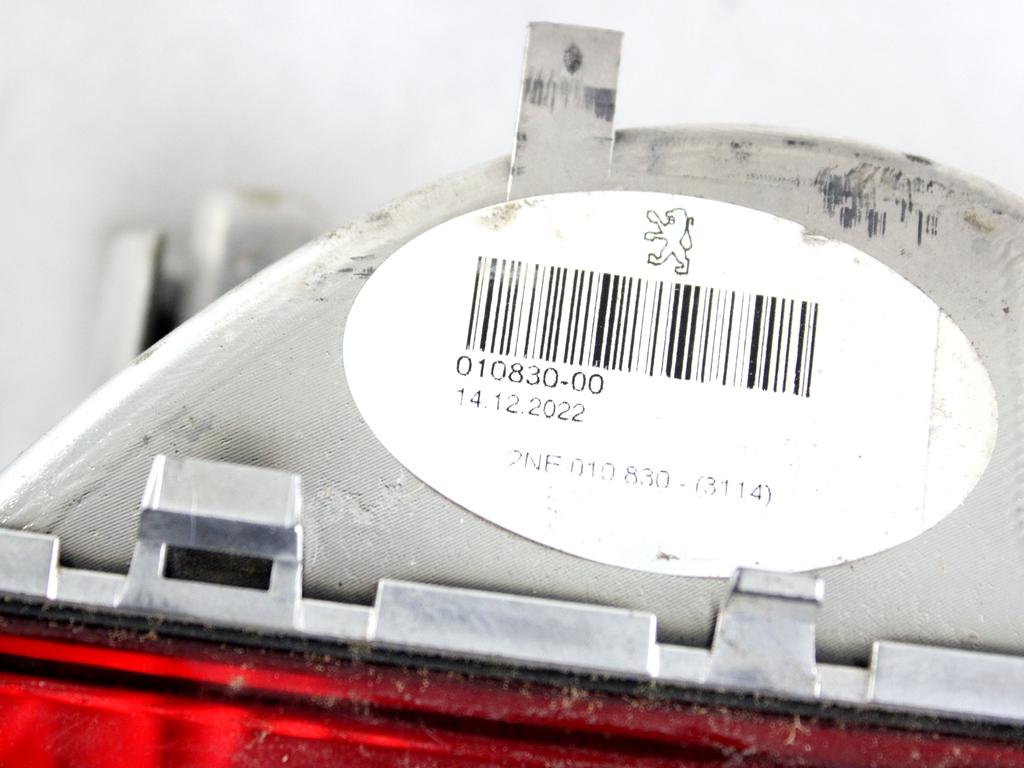 9674308980 FARO FANALINO RETRONEBBIA POSTERIORE PEUGEOT 208 1.6 D 55KW 5M 5P (2017) RICAMBIO USATO 