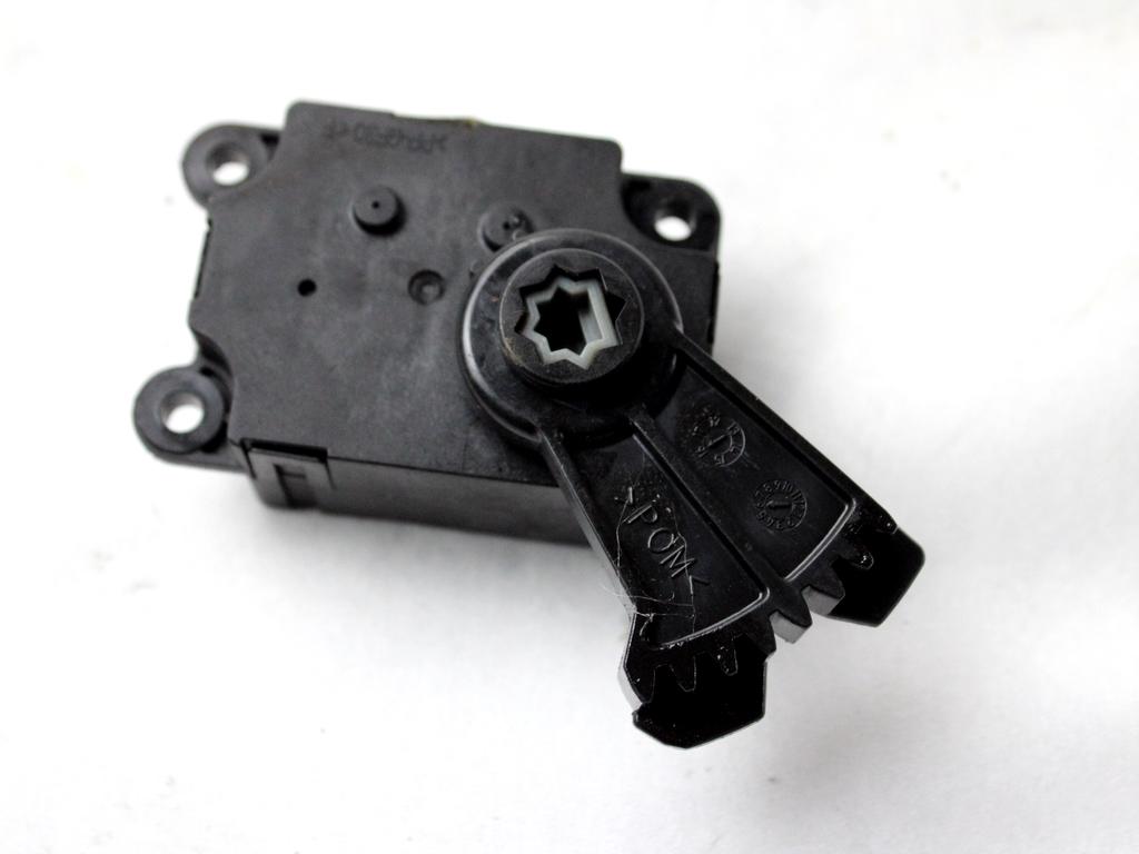 T1006419G MOTORINO SCATOLA RISCALDAMENTO PEUGEOT 208 1.6 D 55KW 5M 5P (2017) RICAMBIO USATO
