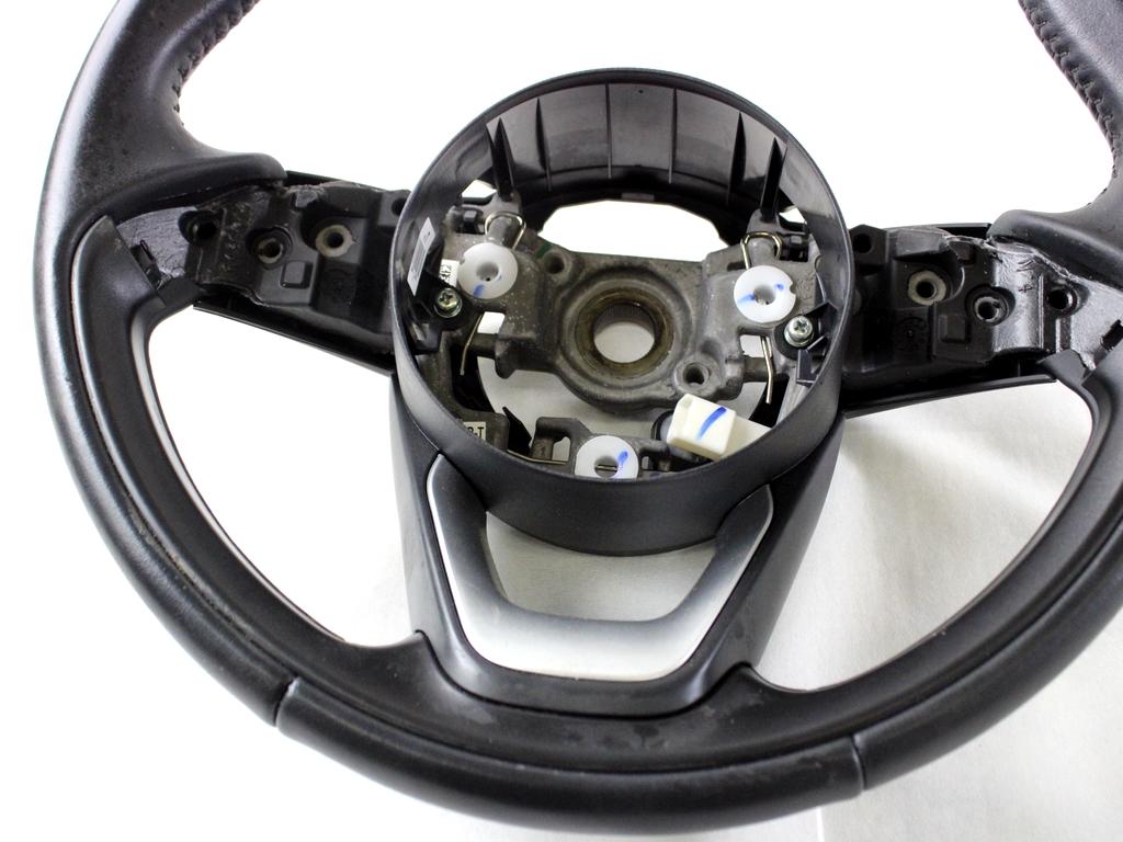45100K0140C1 VOLANTE IN PELLE TOYOTA YARIS P21 1.5 I 68KW AUT 5P (2021) RICAMBIO USATO