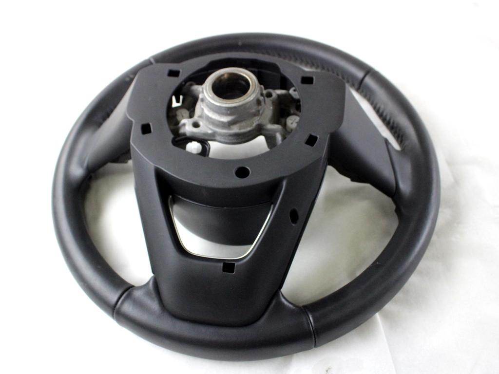 45100K0140C1 VOLANTE IN PELLE TOYOTA YARIS P21 1.5 I 68KW AUT 5P (2021) RICAMBIO USATO
