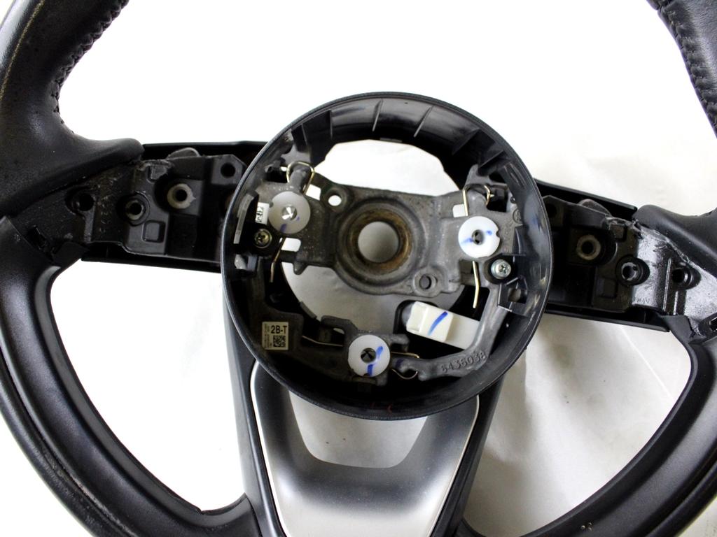 45100K0140C1 VOLANTE IN PELLE TOYOTA YARIS P21 1.5 I 68KW AUT 5P (2021) RICAMBIO USATO