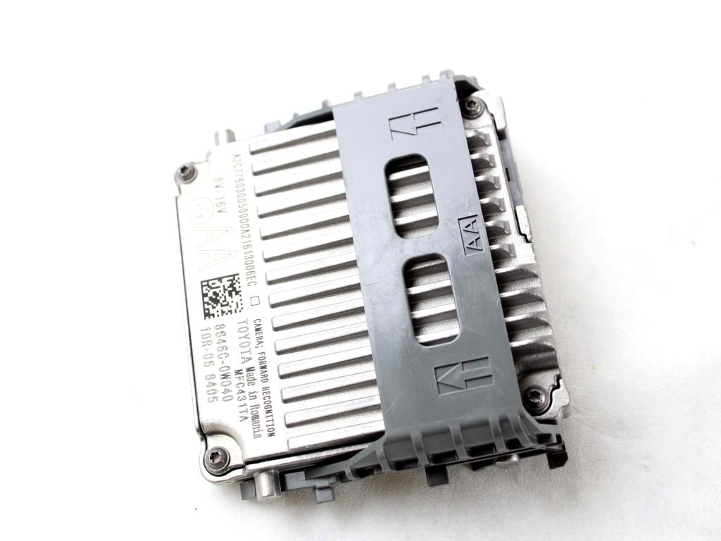 8646C-0W040 TELECAMERA ANTERIORE LANE ASSIST TOYOTA YARIS P21 1.5 I 68KW AUT 5P (2021) RICAMBIO USATO
