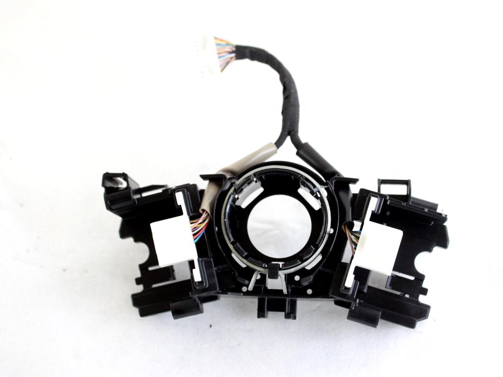 8431902010 SUPPORTO DEVIOLUCI TOYOTA YARIS P21 1.5 I 68KW AUT 5P (2021) RICAMBIO USATO