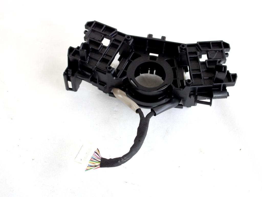 8431902010 SUPPORTO DEVIOLUCI TOYOTA YARIS P21 1.5 I 68KW AUT 5P (2021) RICAMBIO USATO