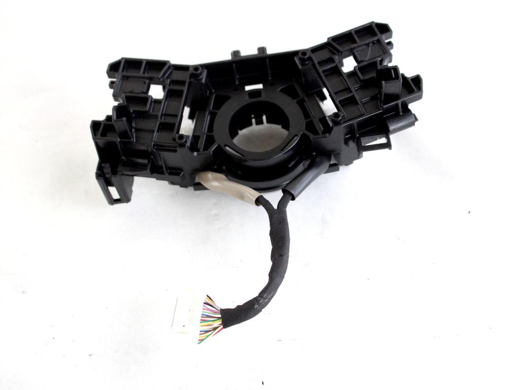 8431902010 SUPPORTO DEVIOLUCI TOYOTA YARIS P21 1.5 I 68KW AUT 5P (2021) RICAMBIO USATO