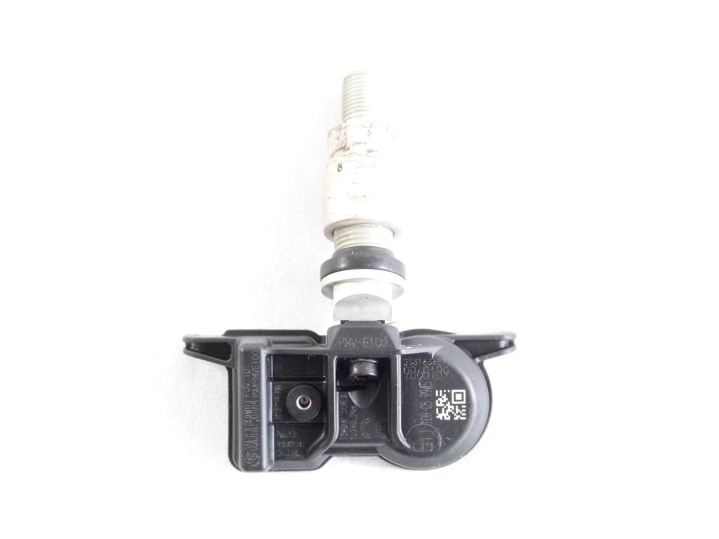 4260702070 SENSORE DI PRESSIONE DEL PNEUMATICO TOYOTA YARIS P21 1.5 I 68KW AUT 5P (2021) RICAMBIO USATO