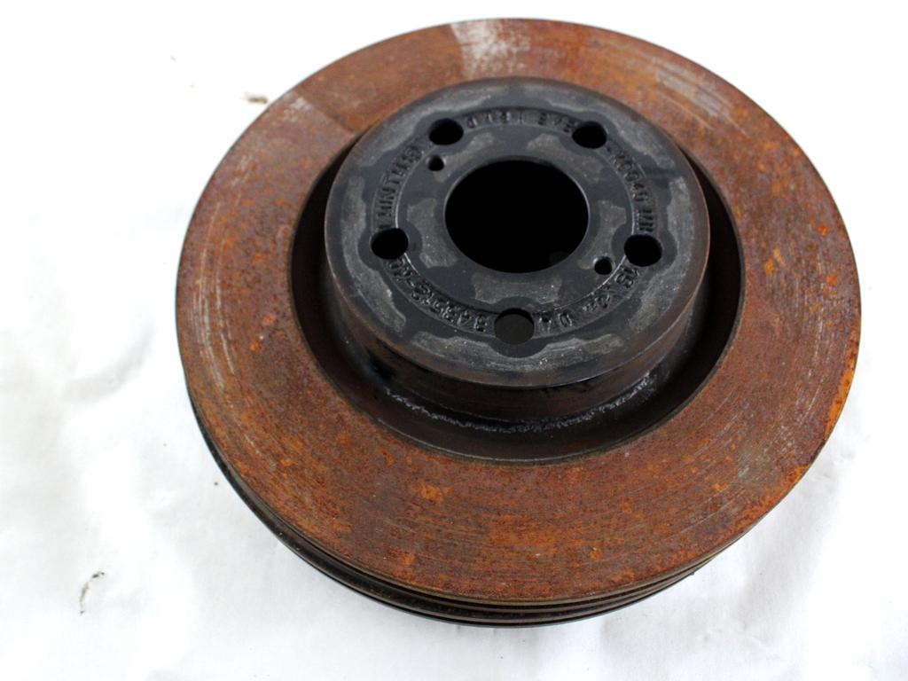 43512K0040 COPPIA DISCHI FRENO ANTERIORI TOYOTA YARIS P21 1.5 I 68KW AUT 5P (2021) RICAMBIO USATO
