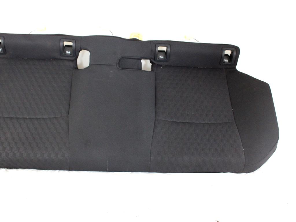 71309K0020 SEDUTA DIVANO SEDILI POSTERIORI TOYOTA YARIS P21 1.5 I 68KW AUT 5P (2021) RICAMBIO USATO
