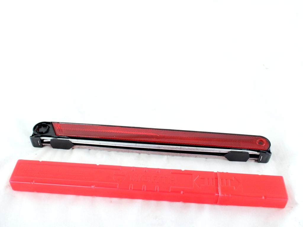 TRIANGOLO EMERGENZA PRIMO SOCCORSO TOYOTA YARIS P21 1.5 I 68KW AUT 5P (2021) RICAMBIO USATO