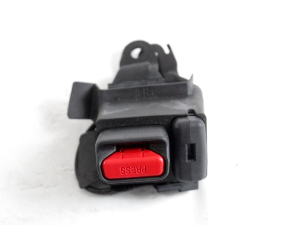 73380K0010C0 AGGANCIO STAFFA CINTURA DI SICUREZZA POSTERIORE DESTRA TOYOTA YARIS P21 1.5 I 68KW AUT 5P (2021) RICAMBIO USATO