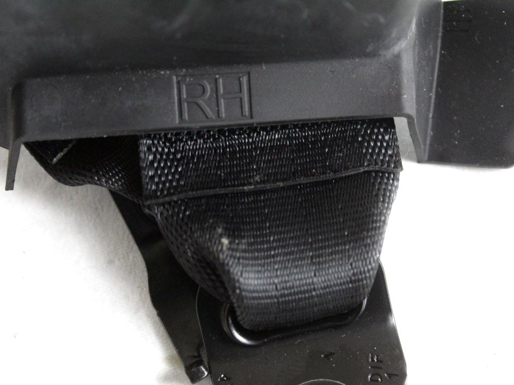 73380K0010C0 AGGANCIO STAFFA CINTURA DI SICUREZZA POSTERIORE DESTRA TOYOTA YARIS P21 1.5 I 68KW AUT 5P (2021) RICAMBIO USATO