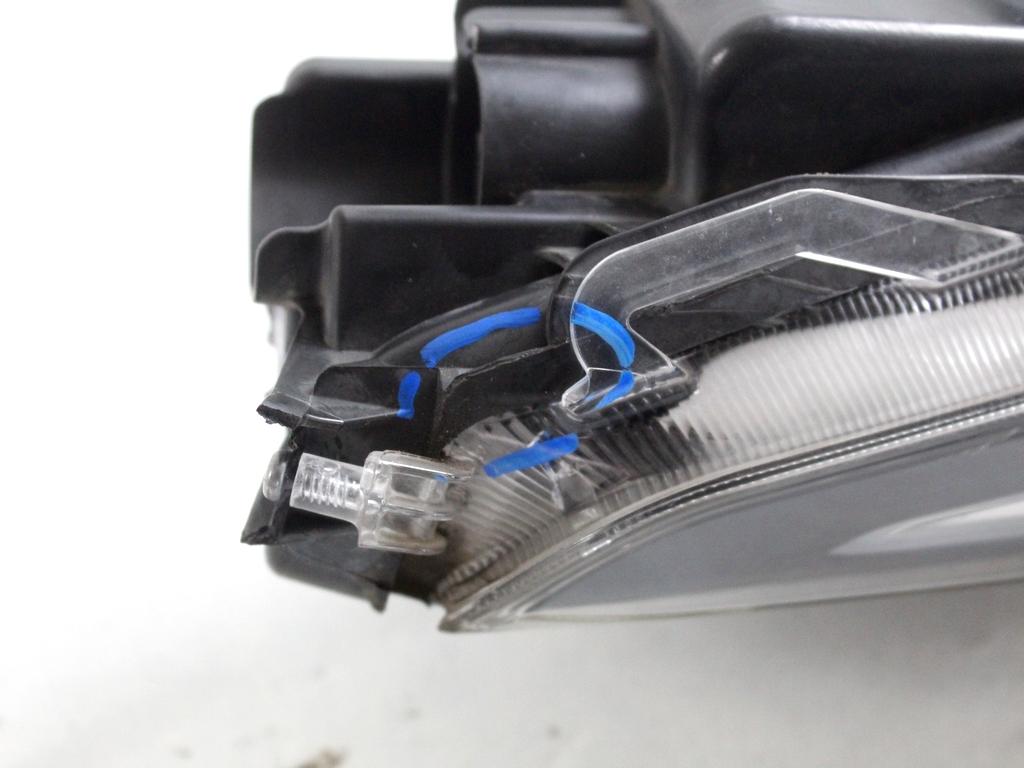 81150-K0080 FARO FANALE ANTERIORE SINISTRO LED LED TOYOTA YARIS P21 1.5 I 68KW AUT 5P (2021) RICAMBIO USATO SUPPORTI DANNEGGIATI
