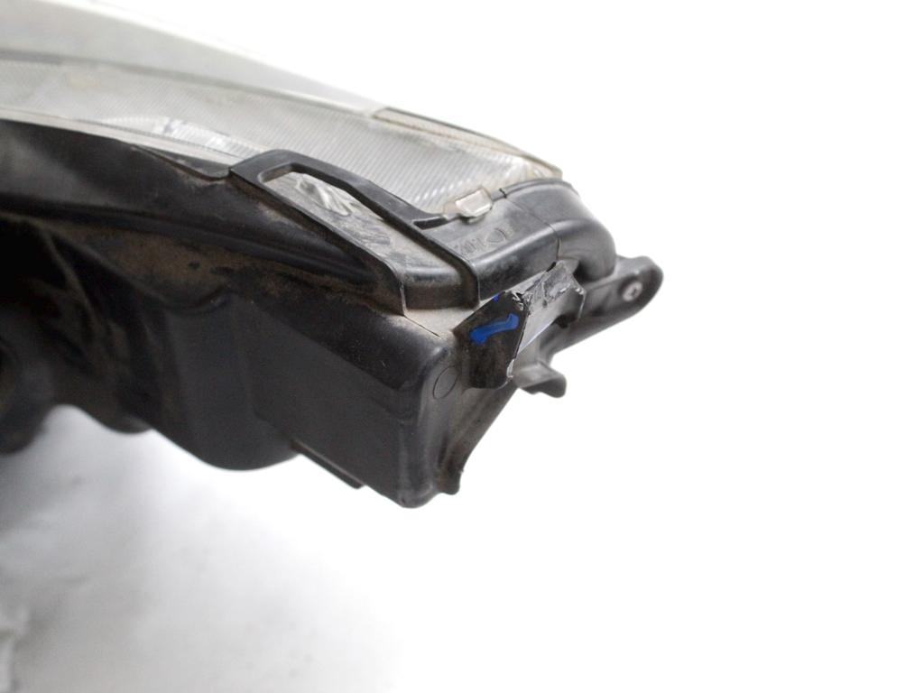 81110-K0080 FARO FANALE ANTERIORE DESTRO LED TOYOTA YARIS P21 1.5 I 68KW AUT 5P (2021) RICAMBIO USATO SUPPORTI DANNEGGIATI