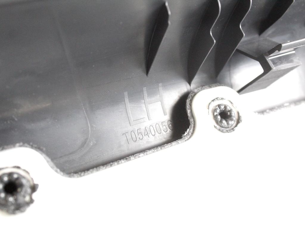 67620-K0100 PANNELLO INTERNO PORTA ANTERIORE LATO SINISTRO TOYOTA YARIS P21 1.5 I 68KW AUT 5P (2021) RICAMBIO USATO