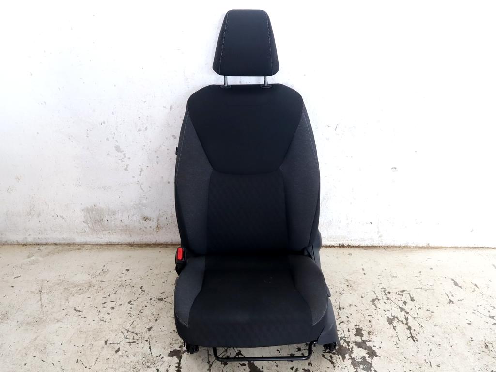 71014K0030 SEDILE ANTERIORE SINISTRO GUIDATORE TOYOTA YARIS P21 1.5 I 68KW AUT 5P (2021) RICAMBIO USATO