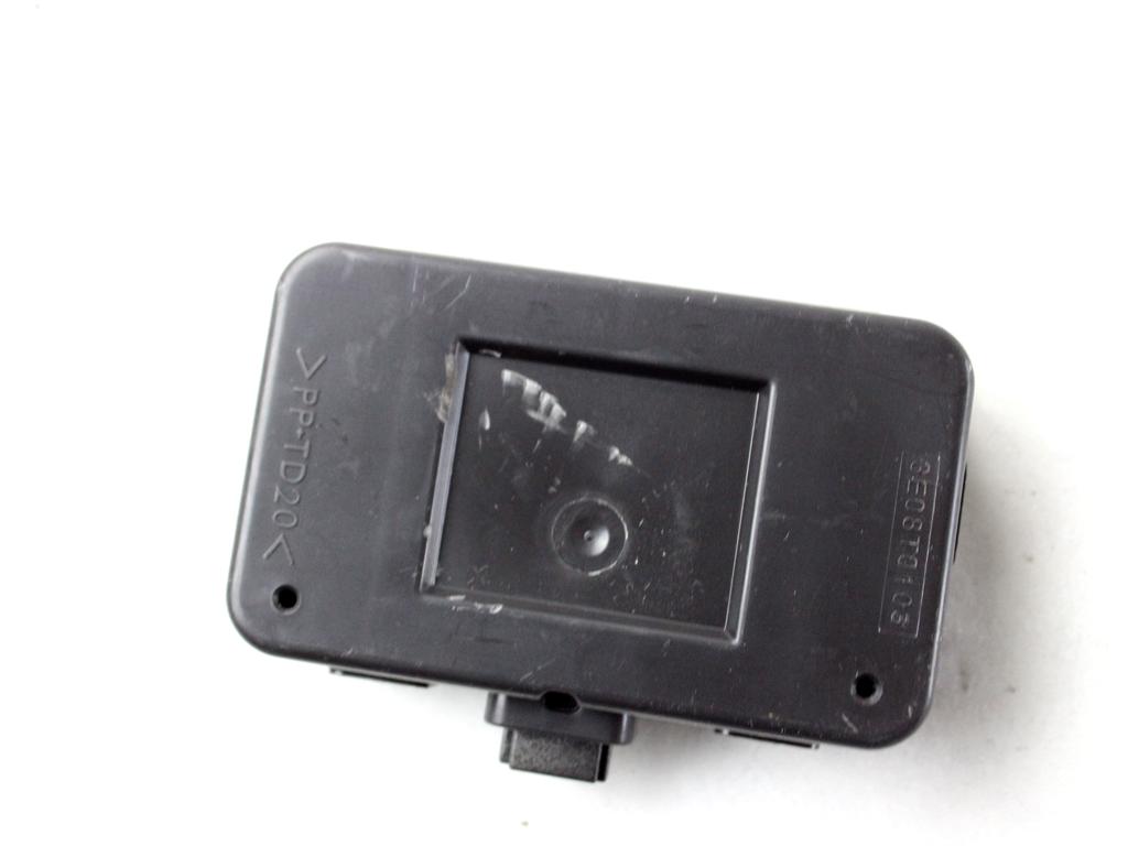 AH42-15K602-BC CENTRALINA ANTENNA RICEVITORE TELECOMANDO KEYLESS JAGUAR XE X760 2.0 D 132KW AUT 4P (2015) RICAMBIO USATO
