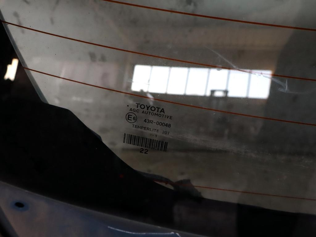 67005K0030 PORTELLONE COFANO POSTERIORE BAULE TOYOTA YARIS P21 1.5 I 68KW AUT 5P (2021) RICAMBIO USATO CON LUNOTTO TERMICO
